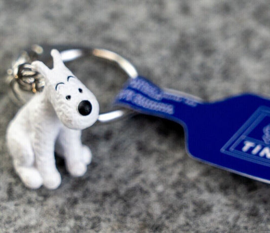 Moulinsart Toy Keyring: Snowy Sitting 3.5cm Height 42436 Official Tintin Figure Key Ring