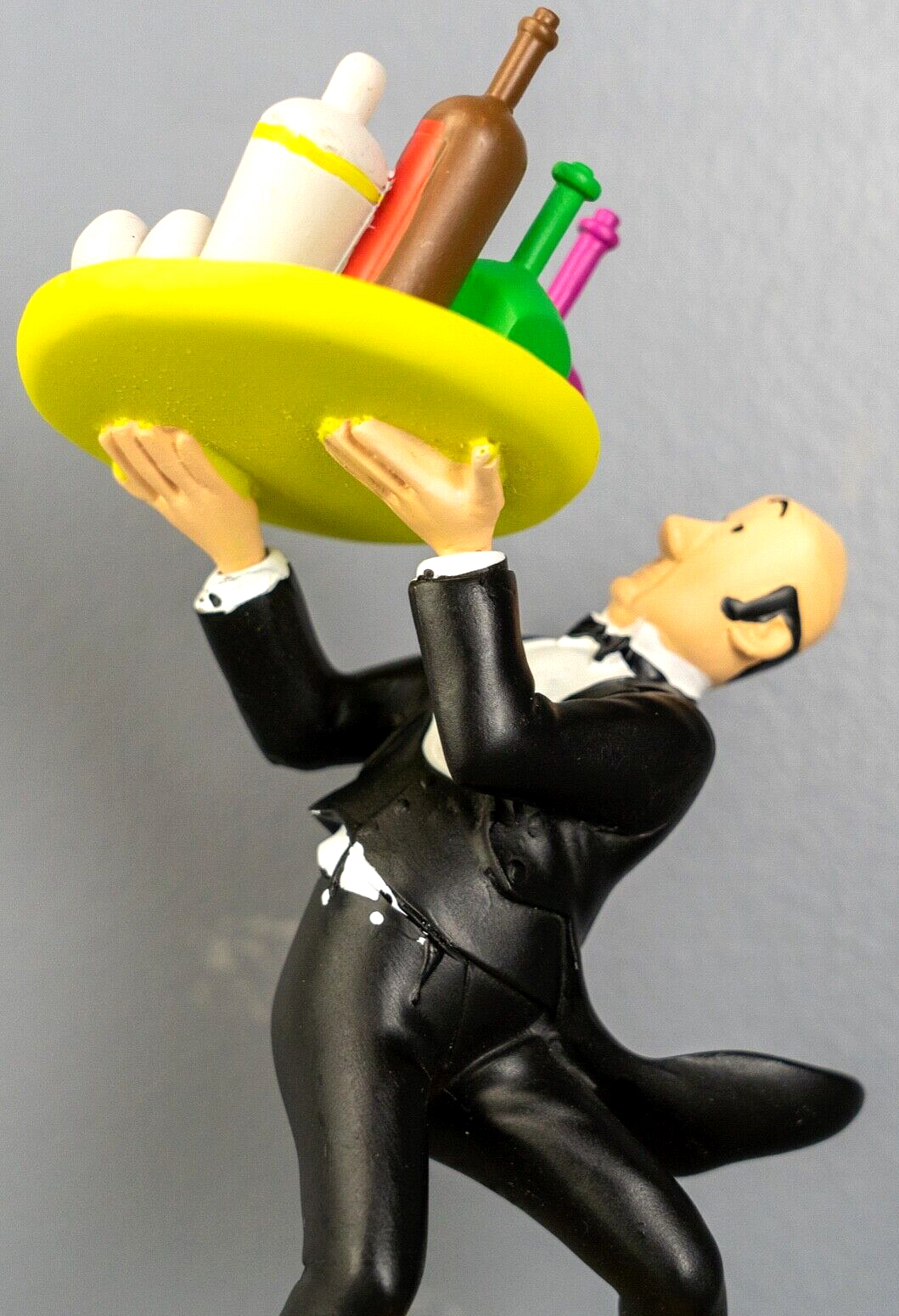 Tintin Figurine Moulinsart 42189 Nestor Slipping 7 Crystal Balls 12cm Figure 18