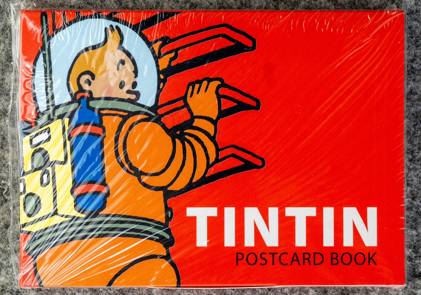 Explorers On The Moon Postcard Set x16 Cards: Herge/Moulinsart Edition