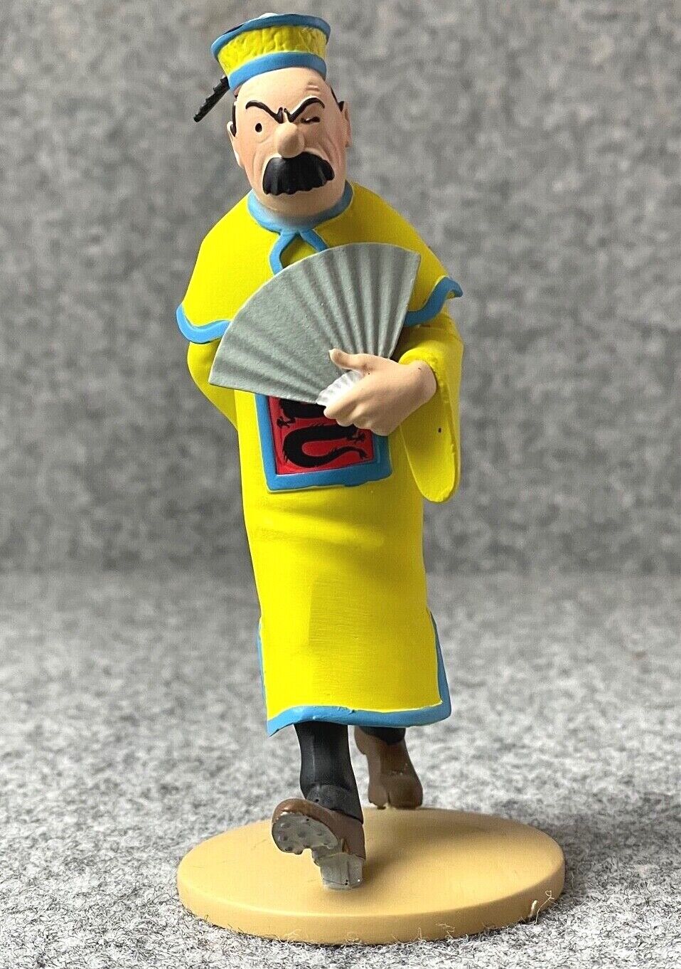 Tintin Figurines Officielle # 68 Chinese Thomson: Blue Lotus ML resin Figure