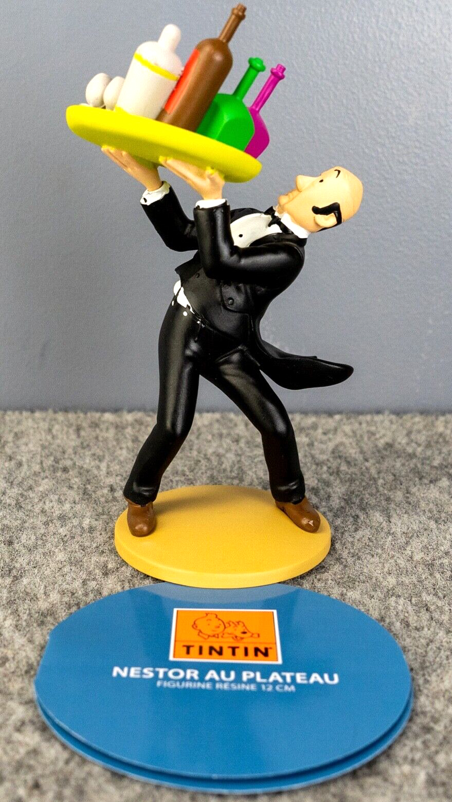 Tintin Figurine Moulinsart 42189 Nestor Slipping 7 Crystal Balls 12cm Figure 18