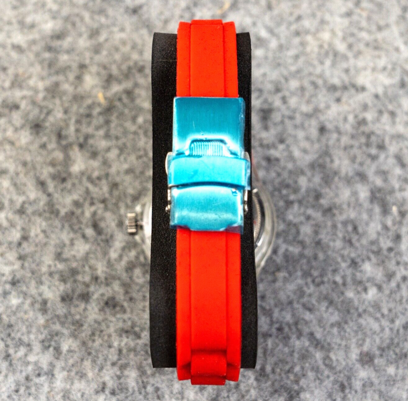 Moulinsart "Tintin Time" Watch 82414 Soviets Plane Red strap Unisex wristwatch