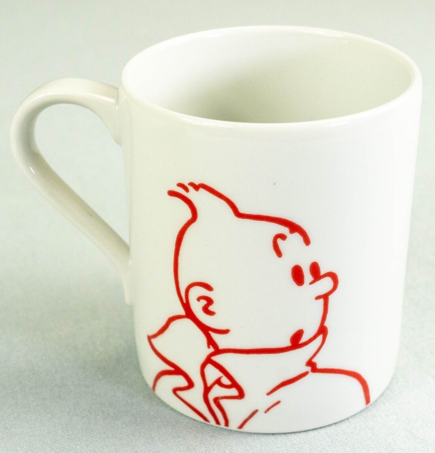 Moulinsart Tintin Calligraphy Character Mug: Tintin Turning - Red 2022