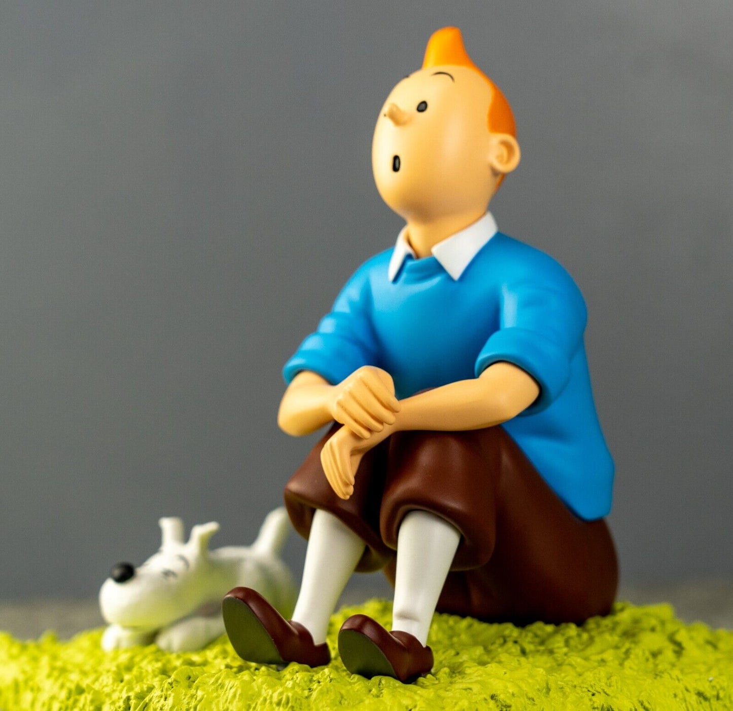 Statuette Moulinsart Tintin 47001: Tintin & Snowy Resin Model Figurine 2022