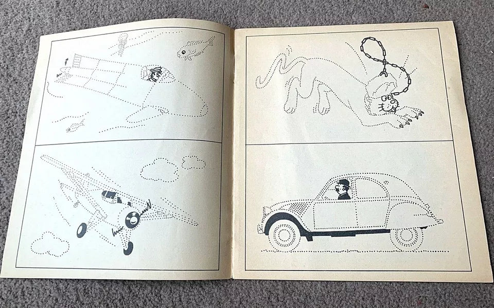 Volume 7 of 12 - Tintin Painting & Drawing Book Methuen 1977 1st Edition