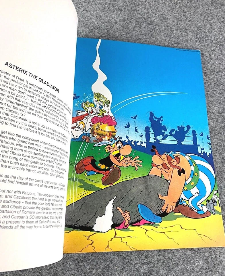 Asterix Poster Book 1991 Hodder/Stoughton 1st UK Edition Rare PB Book