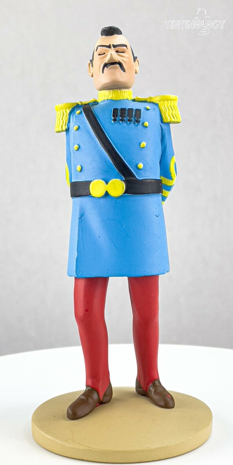 Tintin Figurines Officielle # 42 General Alcazar: Broken Ear Herge model Figure