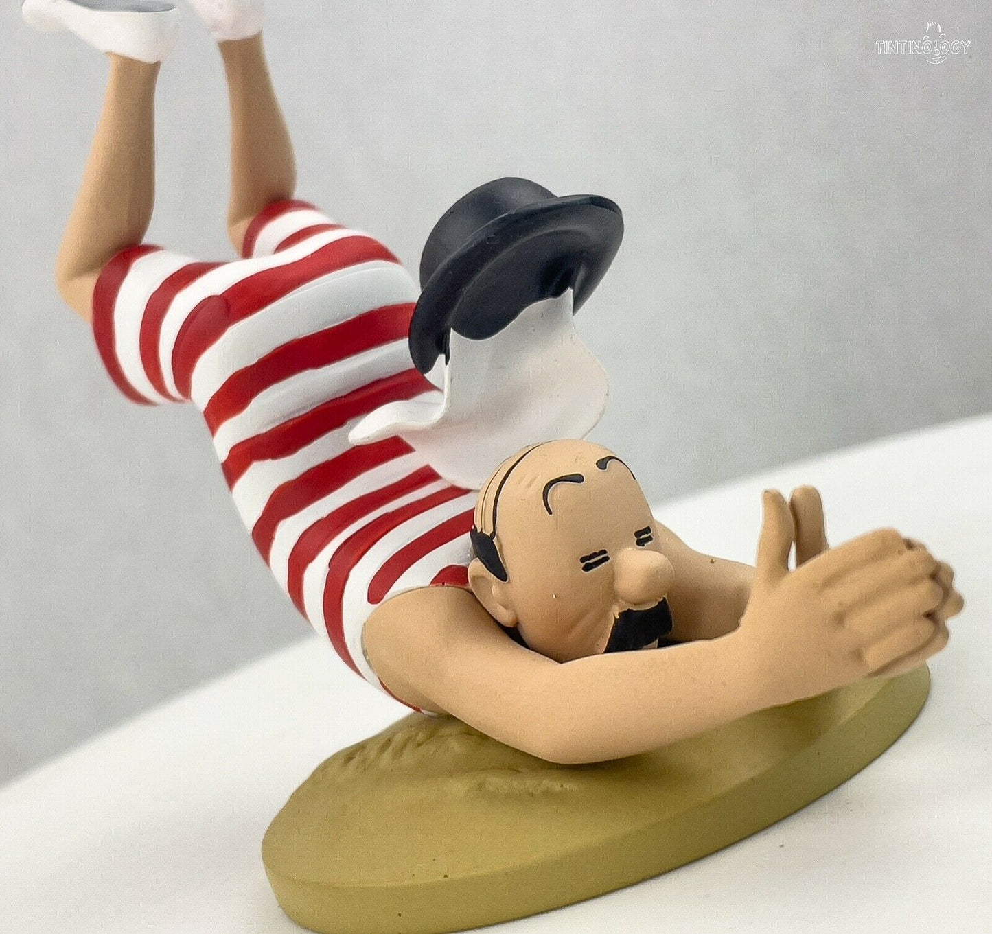 Tintin Figurines Officielle #55 Thomson Diving: Black Gold Herge Resin Figure