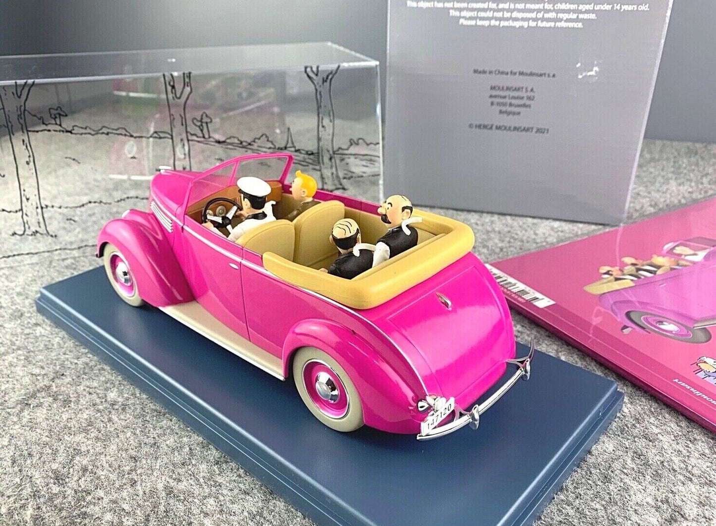 VOITURE TINTIN 1/24 29965 Pink Ford V8: Ottokars Sceptre Hachette Model car #65