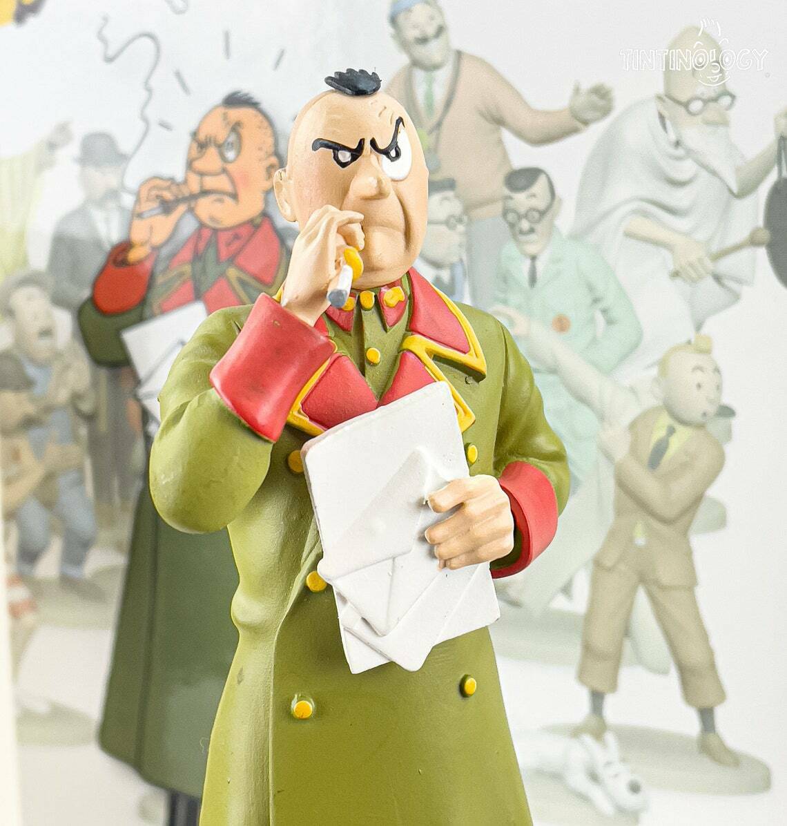 Tintin Figurines Officielle # 37 Colonel Sponz Herge model Moulinsart Figure
