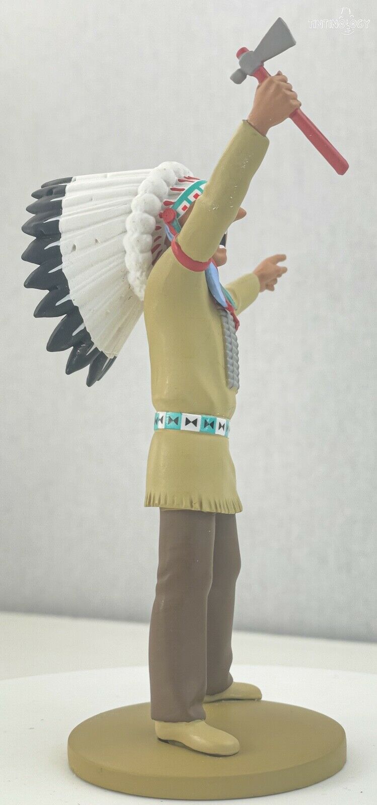 Tintin Figurine Officielle # 41 Red Indian Chief: America Herge model