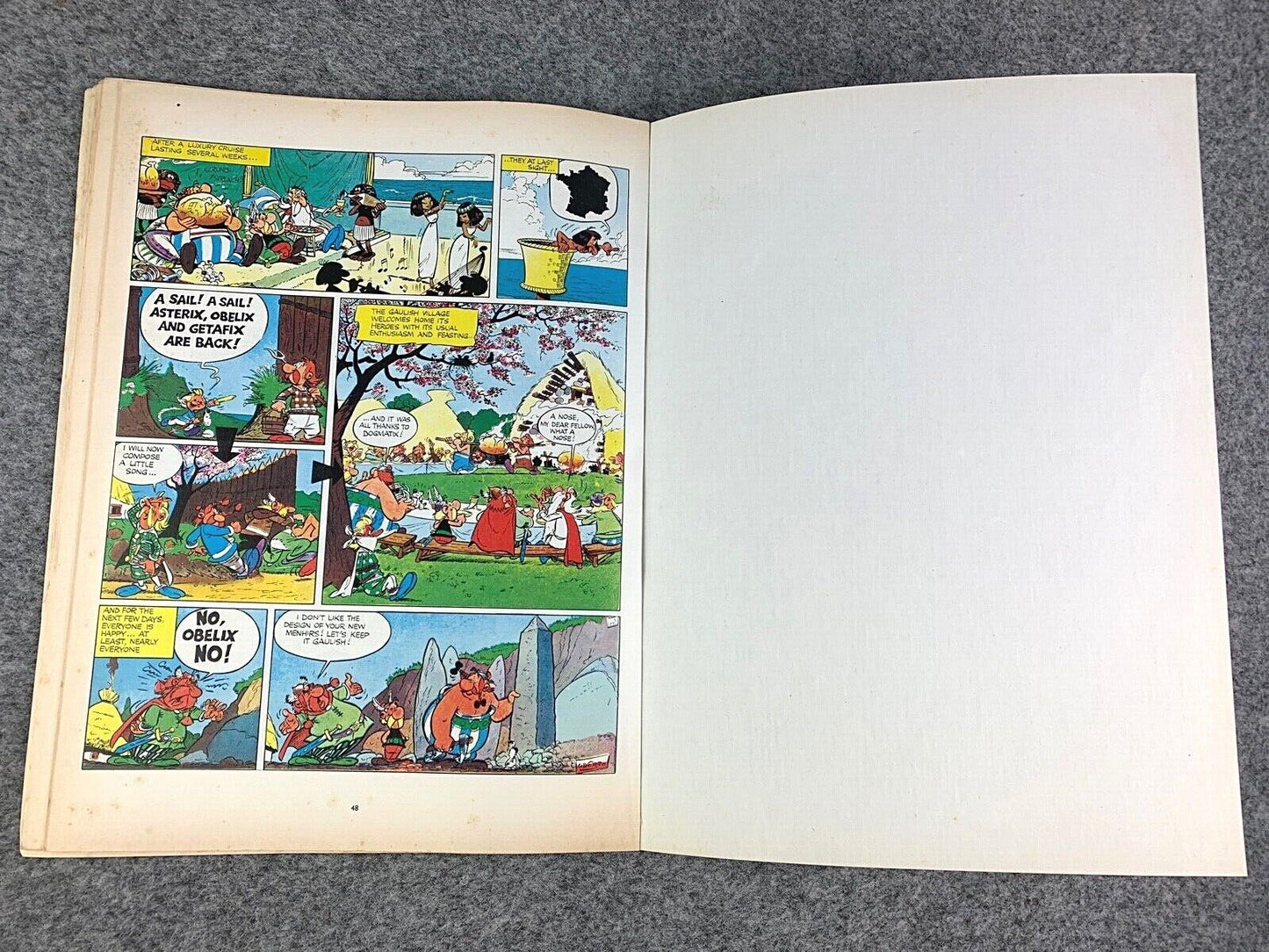 Asterix & Cleopatra - 1980s Hodder/Dargaud UK Edition Paperback Book Uderzo