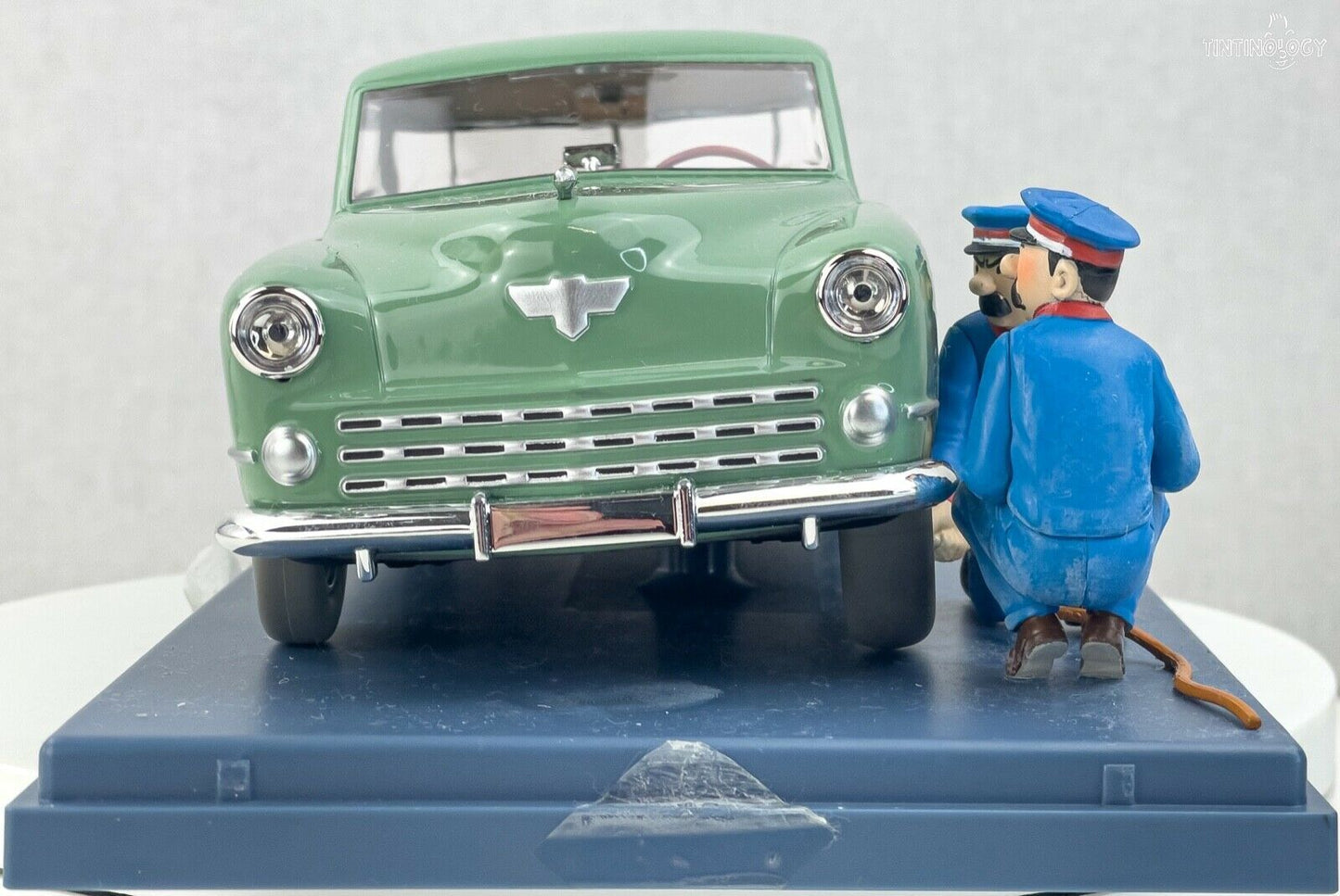 HACHETTE 1/24 Tintin Car #17 Studebaker Commander Land Black Gold Model Voiture