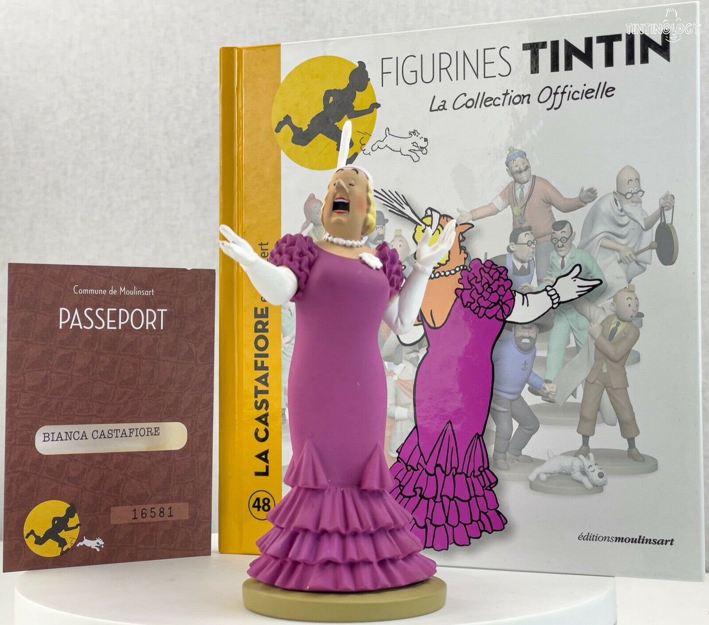 Tintin Figurine Officielle # 48 Castafiore in Concert: Ottokars Herge ML Figure